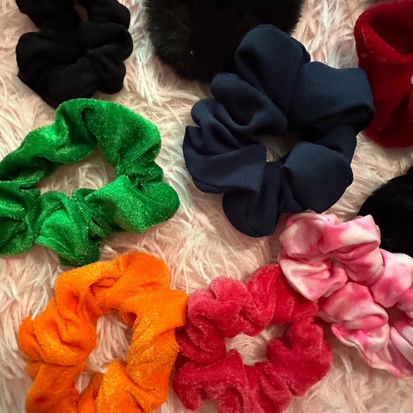Scrunchie Lot - Picture 6 of 7